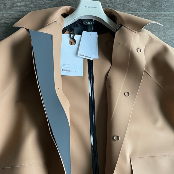 KASSL Editions Original Tech Coat tawny M - Picture 6 of 16